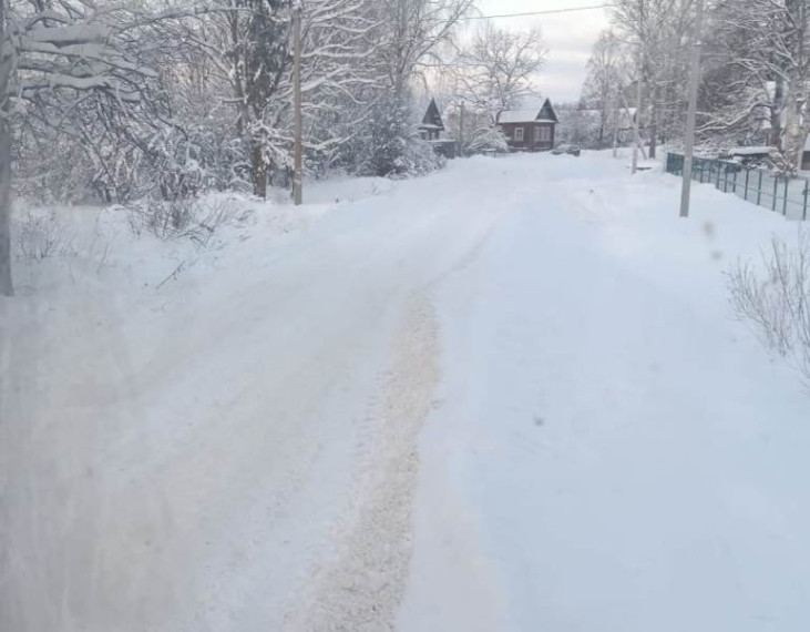 Расчистка дорог от снега.