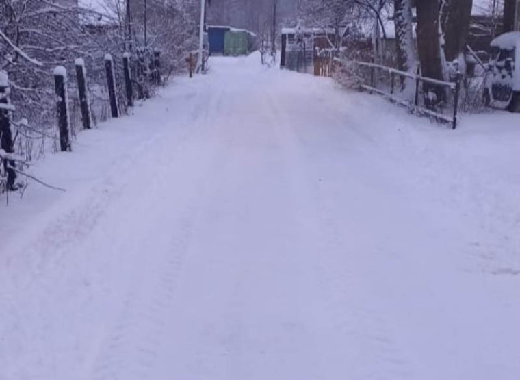 Расчистка дорог от снега.